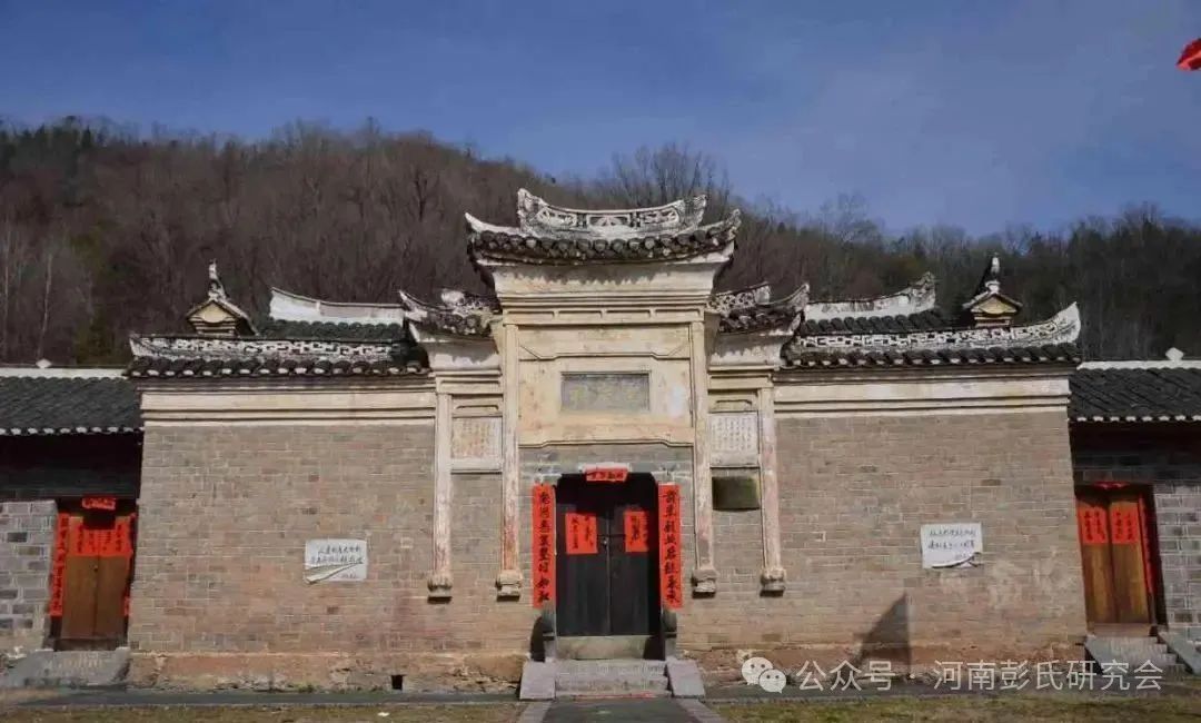 worldpeng_5a1b03789306d005eb_01.jpg