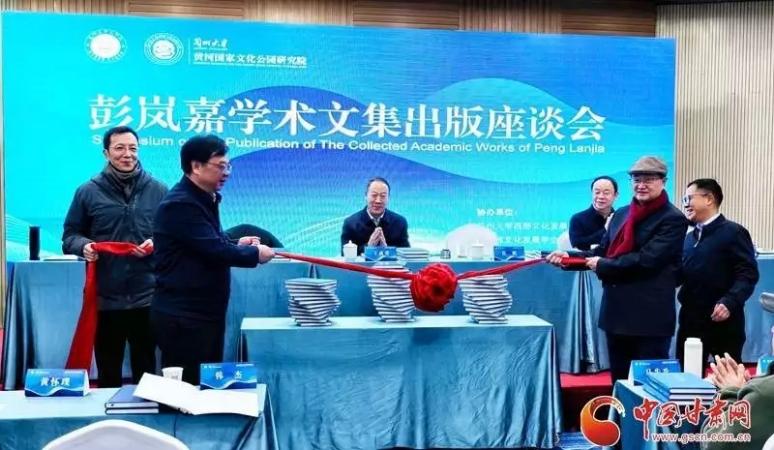 worldpeng_aa41918b3489394f00_00.jpg