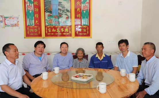 安徽岳西徐氏联谊会2021年重阳敬老活动.png