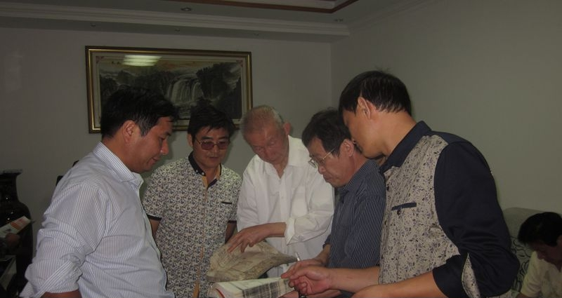 安徽岳西徐氏联谊会2014年重阳节慰问米寿以上老人活动综述.png