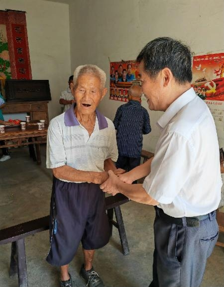 2022年安徽岳西徐氏联谊会国庆重阳敬老活动.png
