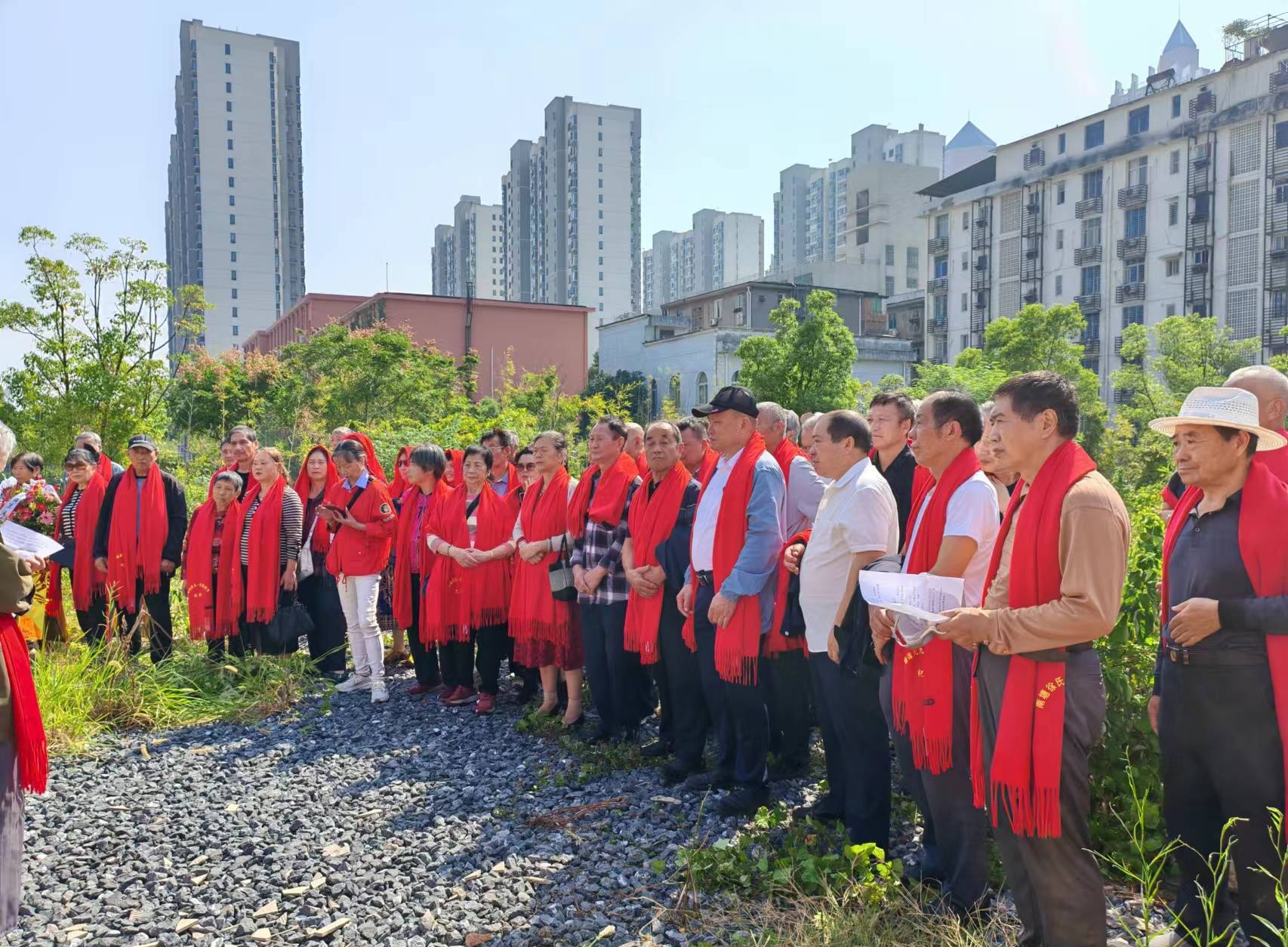 南昌市徐家坊及其分支徐氏后人缅怀远祖徐孺子.png