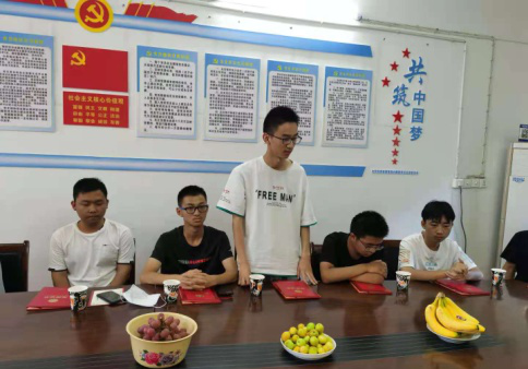 安徽岳西徐氏联谊会开展2021年  奖学助学走访活动.png