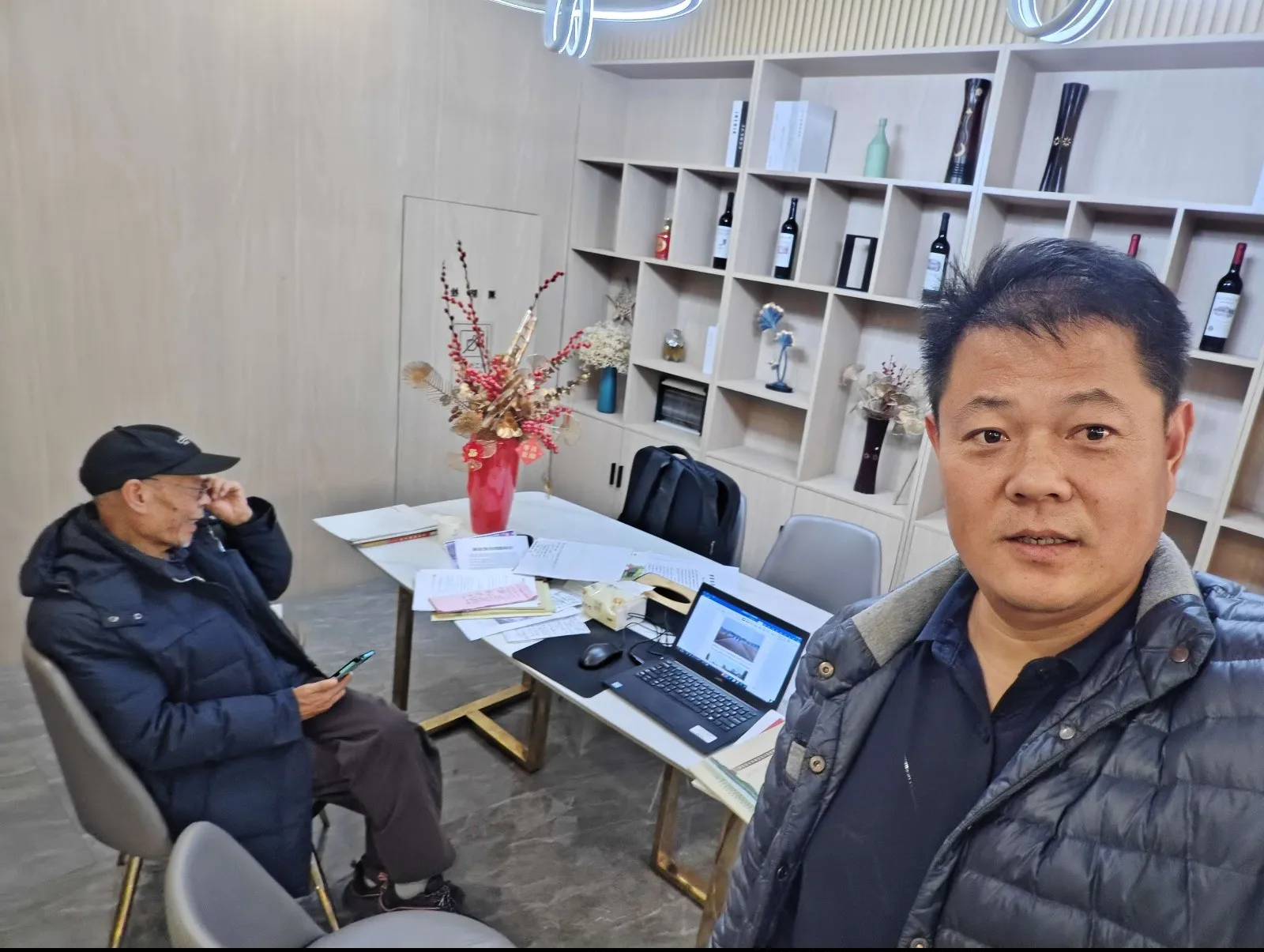 中华徐氏文化园先祖大殿内部装饰.png