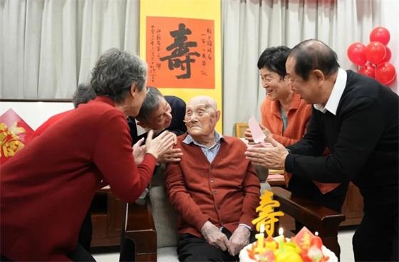 11月21日！上杭籍开国将军张力雄喜迎110岁生日（人物资料）.jpg