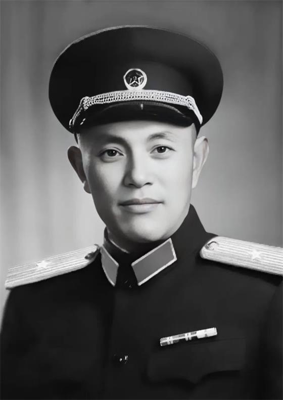 11月21日！上杭籍开国将军张力雄喜迎110岁生日（人物资料）.jpg