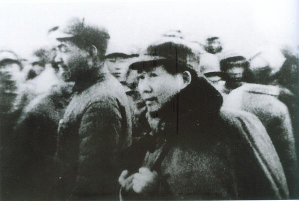 毛主席的首任保镖,建国后授予上将,儿子也是上将（人物资料）.jpg