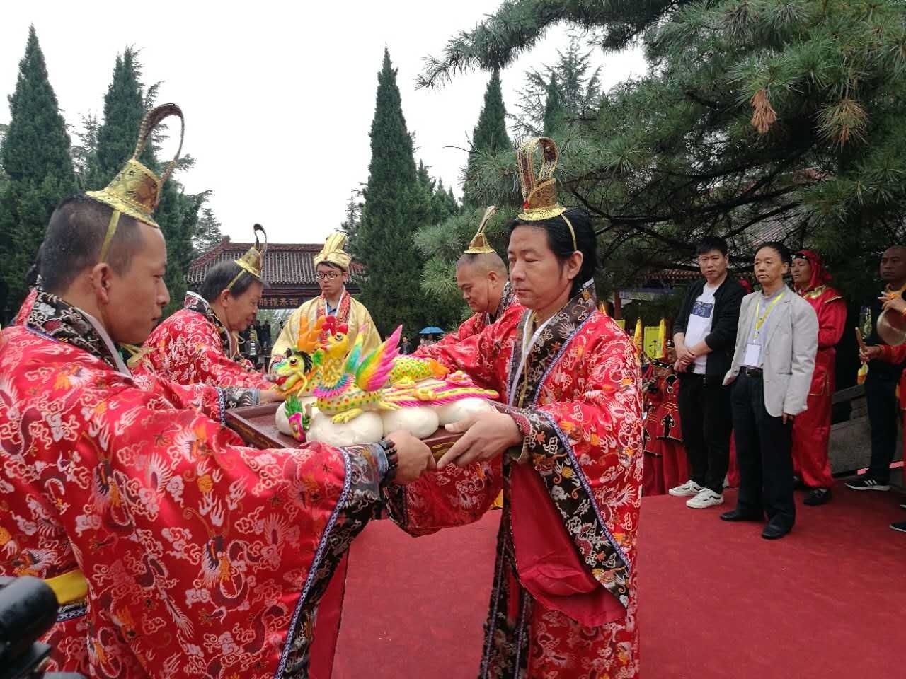 2017陕西宝鸡举行丁酉年丝路寻根炎帝祭祀大典（祭祖纪事）.jpg