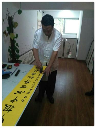 张栓锦书法作品数量通过世界之最认证（人物资料）.jpg