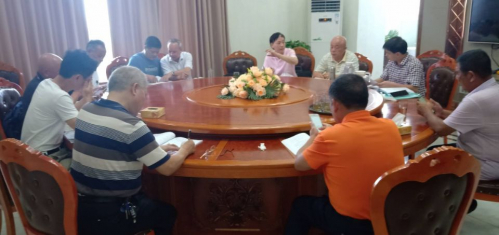 泉州周氏办事处召开《福建姓氏志》周姓篇修补座谈会（文化辑录）.jpg
