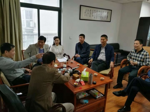 闽周会周扬基会长会见河南固始县周氏文化研究会顾问、会长一行（文化辑录）.jpg