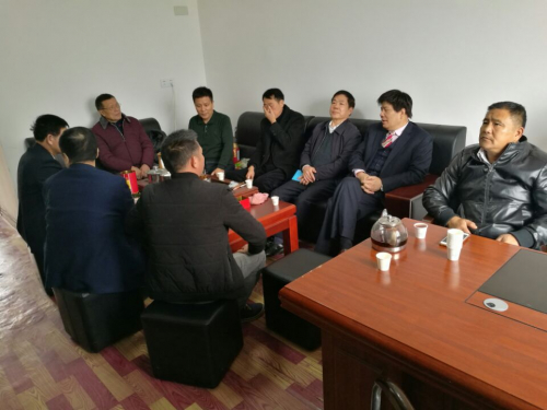 周扬基会长一行走访平潭周氏联谊会（宗亲交流）.jpg