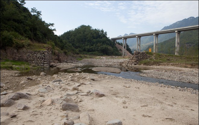 zhuf_387cd79e050896048c58f23e.jpg