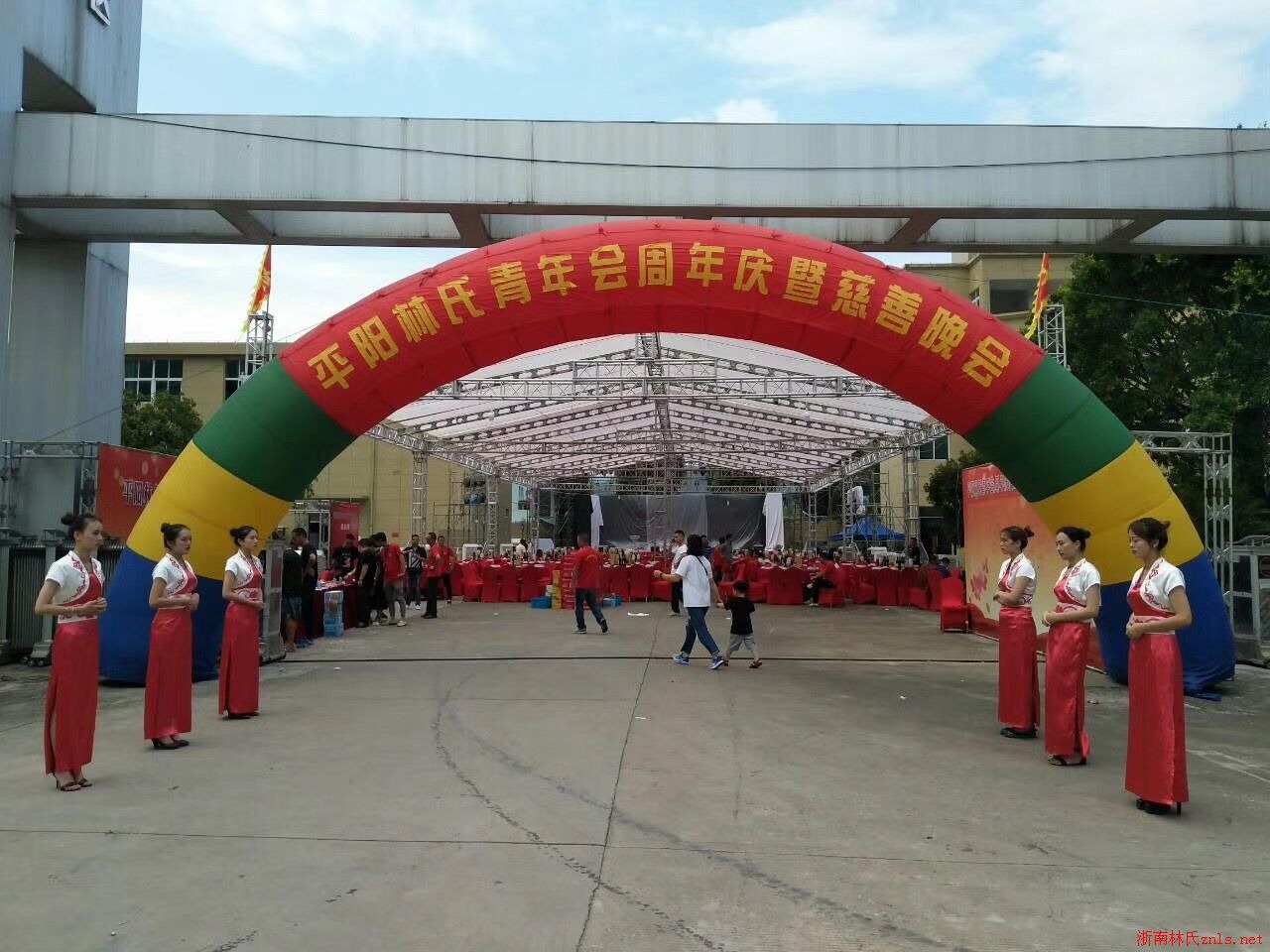 287ac6032d292ce3_00_93ea42550cd3.jpg