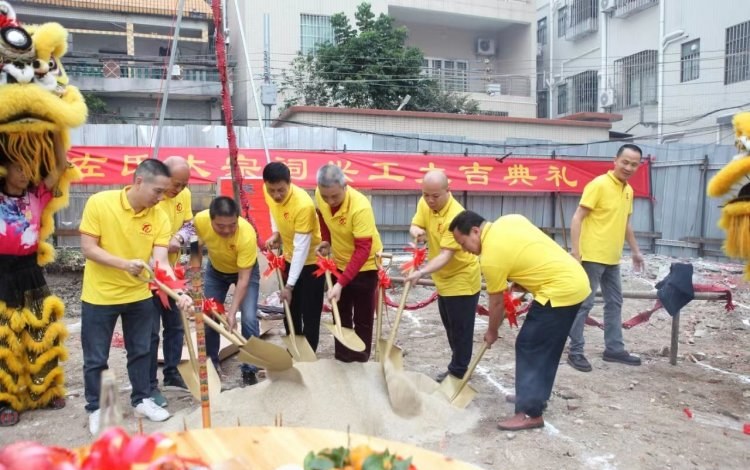 zuo_05a2e193fcb700a1159dc7.jpg