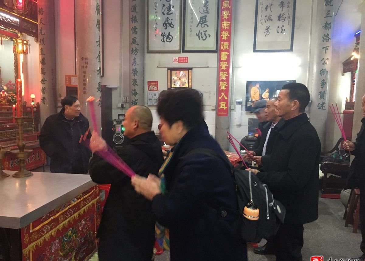 zuo_0a1fa11b0e486fba25abd9.jpg