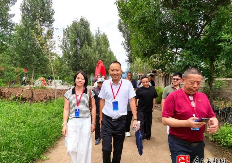 zuo_0f05b9edfc531e849c11e9.jpg