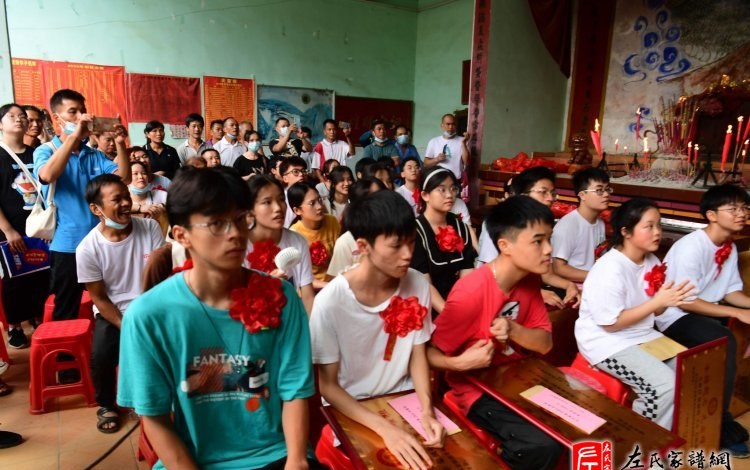 zuo_21fbb574039fb411a0a3a6.jpg