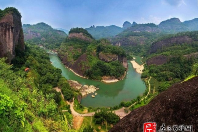 zuo_270e0a75bf1f4e12e0ae33.jpg