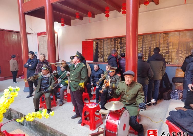 zuo_2d948e7ce18ee3c9cd1875.jpg