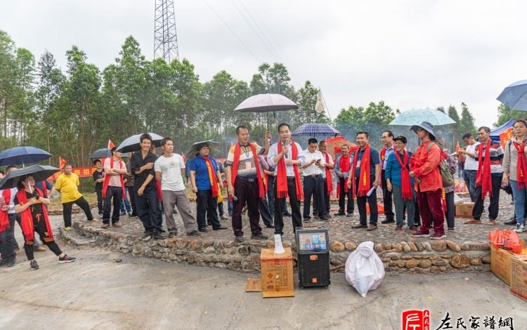zuo_2f9ffa8de91e94608df308.jpg