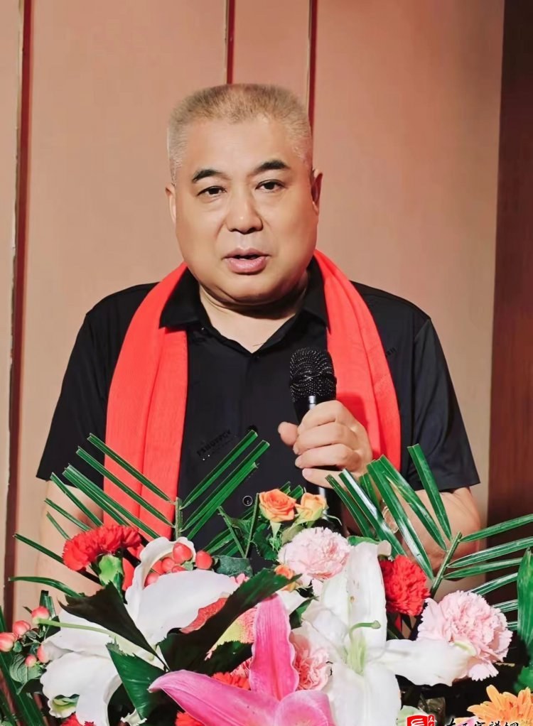 zuo_312b76b0f16e58828522a3.jpg