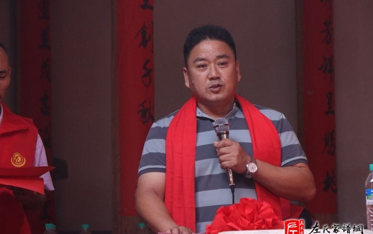 zuo_33bfd3499b5a631c7f7c49.jpg