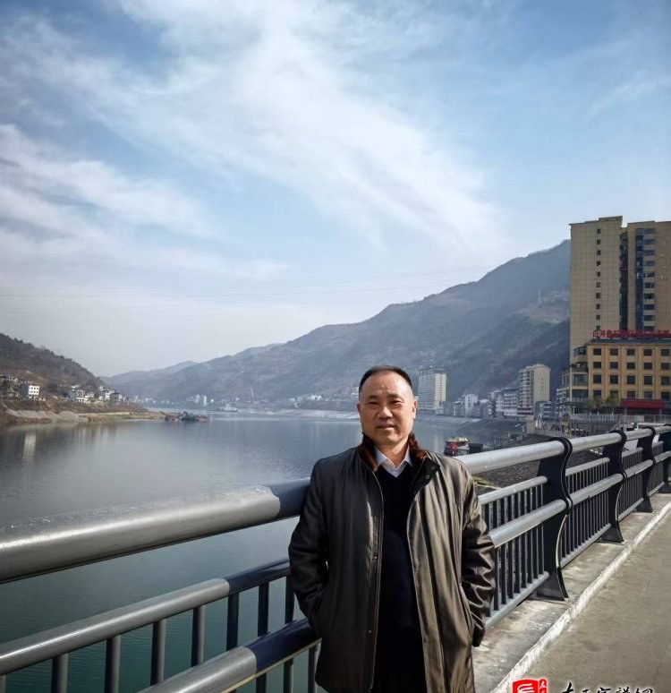 zuo_40f142668781867ea93a63.jpg