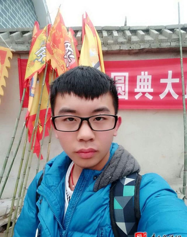 zuo_527d7b450be4ebd3deae37.jpg