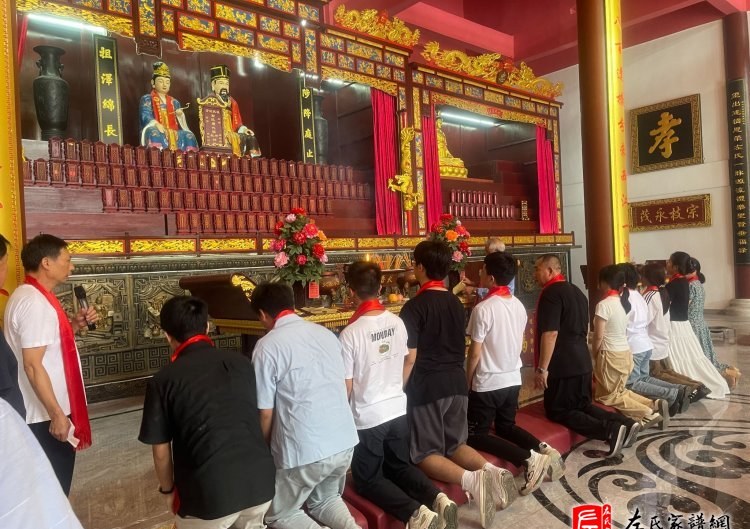 zuo_52bbc3454e644e82e104c9.jpg