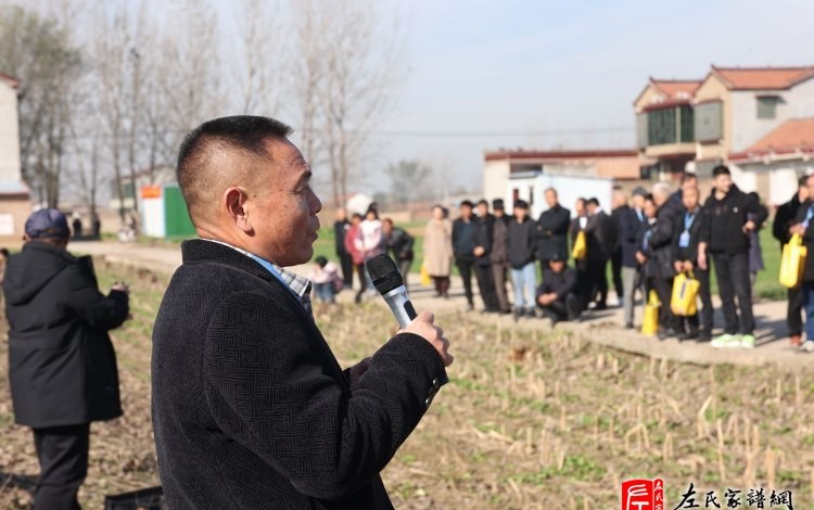 zuo_550b0a80d421ef9f15873c.jpg
