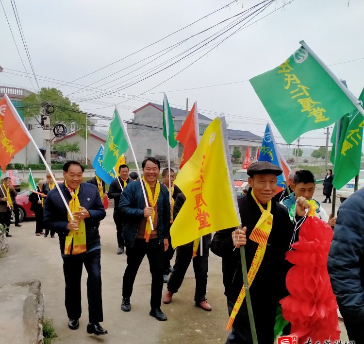 zuo_5a552922647783cd8dcee0.jpg