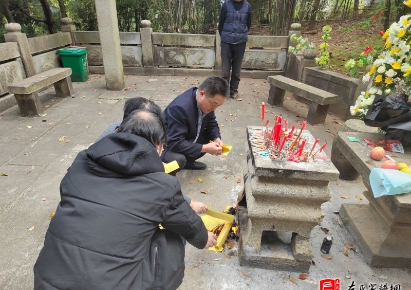 zuo_5b0fbc1f651a970d45629c.jpg