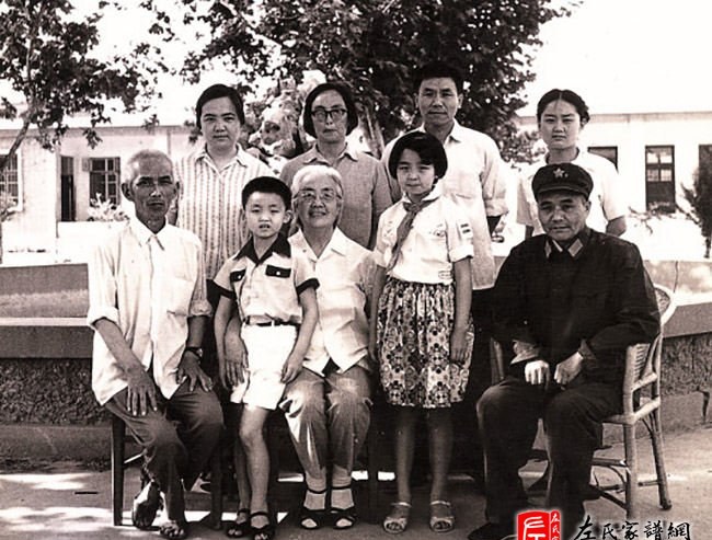 zuo_6b80d0573e4a89c3dd1c8d.jpg