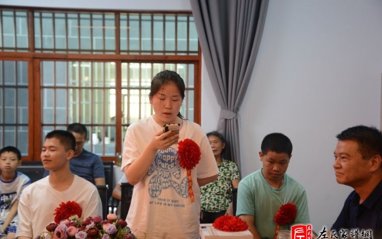 zuo_6e1e439e6f8aad9896cff6.jpg