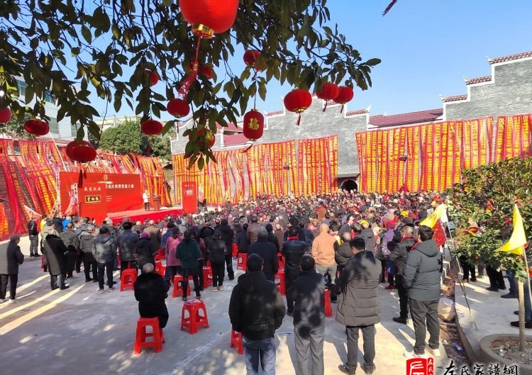 zuo_72aa678b8d11e7d780f764.jpg