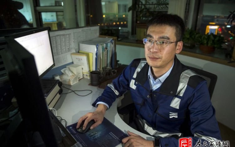 zuo_7fdaa55209d65b98f28f39.jpg