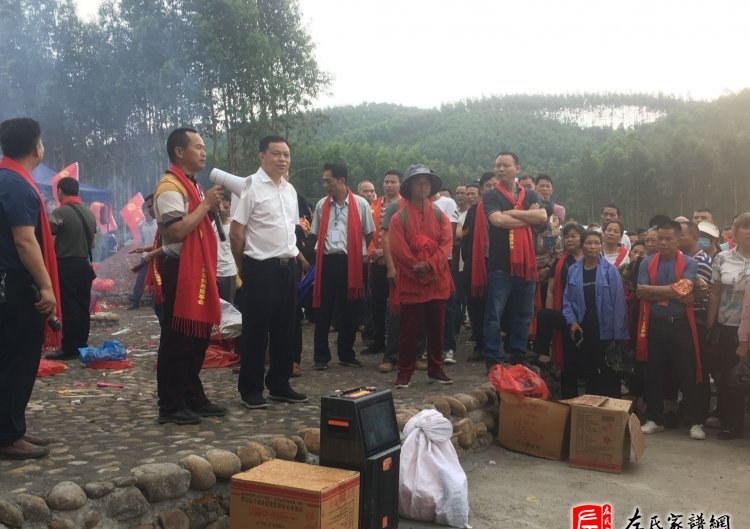 zuo_894f01e6978bb5cbbf83f4.jpg