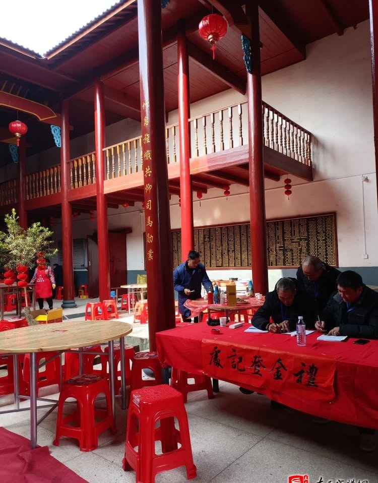 zuo_8bd0f01292b95cee97bfad.jpg