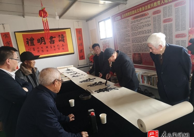zuo_a009059fec8bfb20b150df.jpg