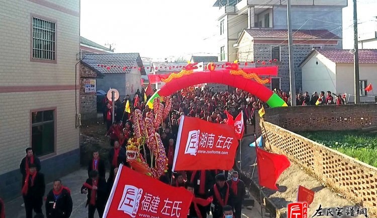 zuo_a644ddc6a262ea80e6ec75.jpg