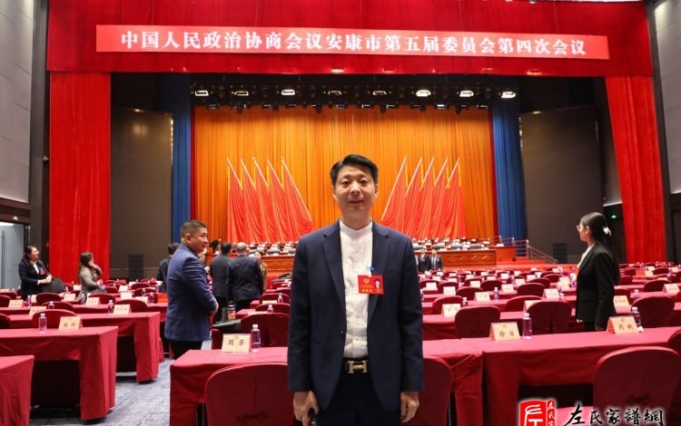 zuo_ab15039b0a02032a69145f.jpg