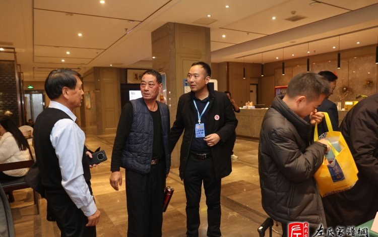 zuo_ab6d7964f1f8e8f465e701.jpg