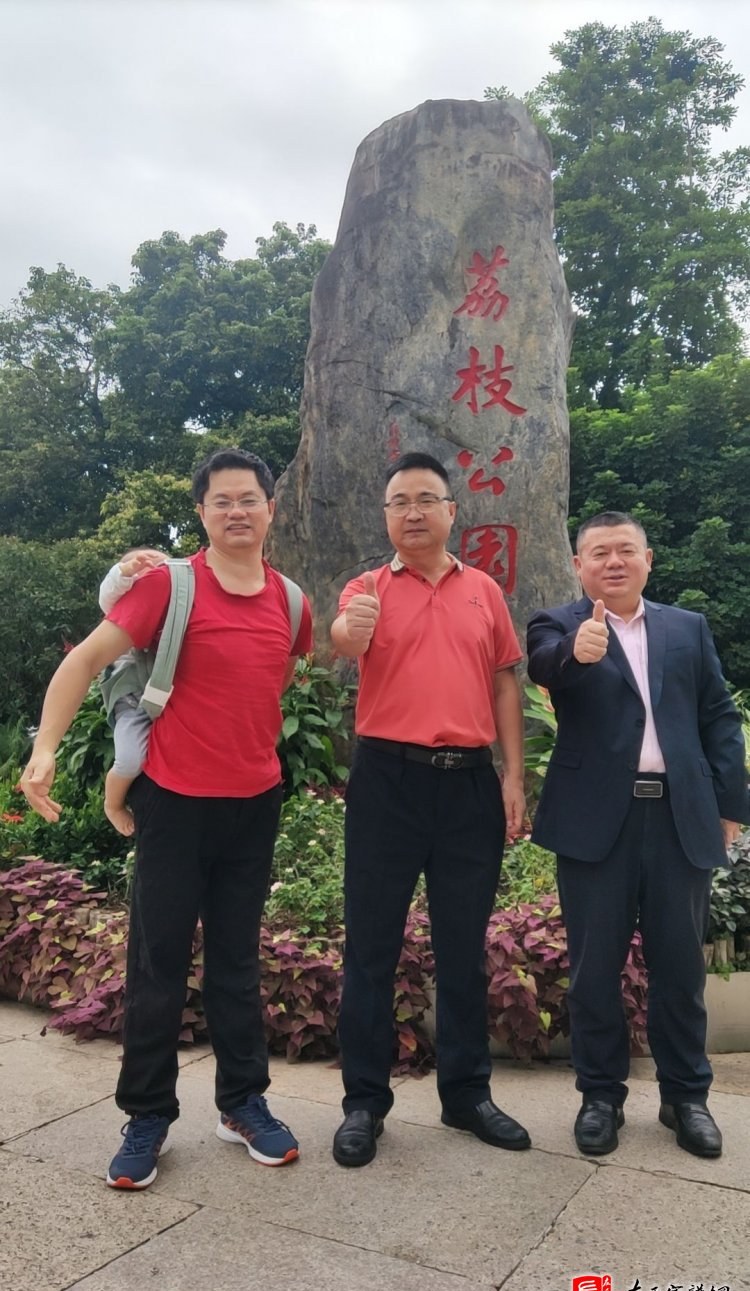 zuo_af58ca21af6615d6ef323e.jpg