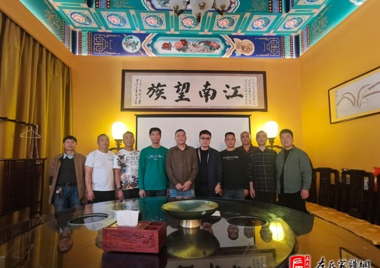 zuo_b01df0f34357ef3071e866.jpg