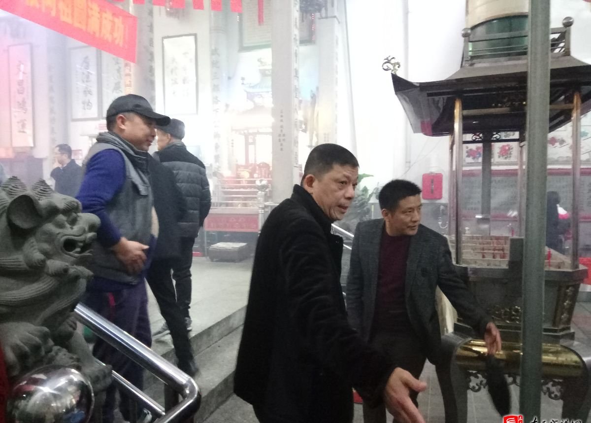 zuo_c26ece93a2ac2752ced1ac.jpg