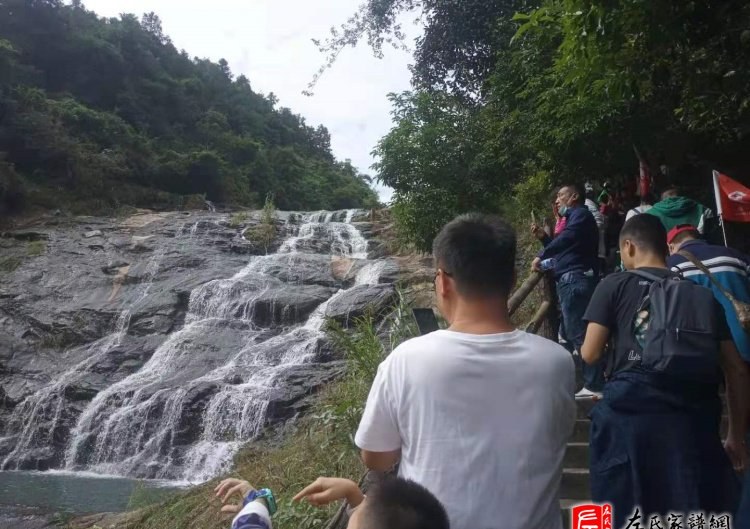 zuo_cb4962bc9f7244887ff96d.jpg