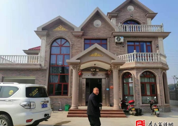 zuo_d3606acc8b6696ba6c9a43.jpg