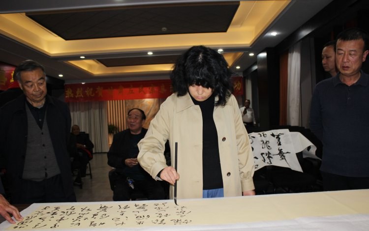 zuo_e5535b05c5140f8234459e.jpg